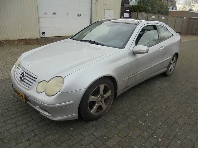 Mercedes-benz - c-klasse sportcoupé - 200 k. - zs-075-b - afbeelding 1 van  13