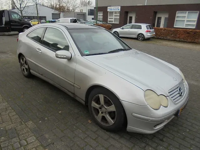 Mercedes-benz - c-klasse sportcoupé - 200 k. - zs-075-b - afbeelding 6 van  13