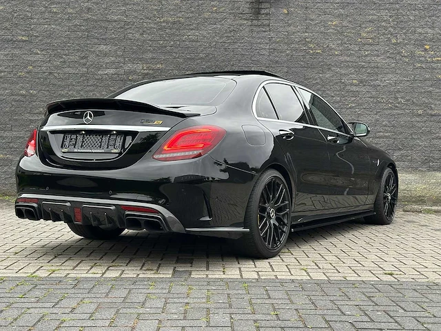 Mercedes-benz - c63s amg - 4.0l v8 bi-turbo - 2016 - afbeelding 2 van  33