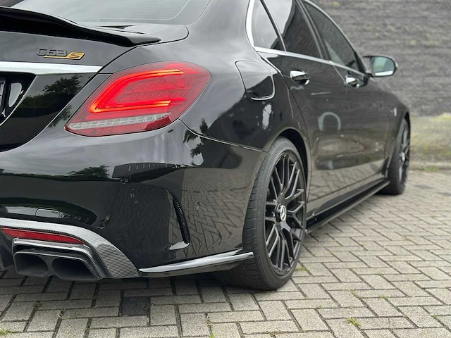 Mercedes-benz - c63s amg - 4.0l v8 bi-turbo - 2016 - afbeelding 3 van  33