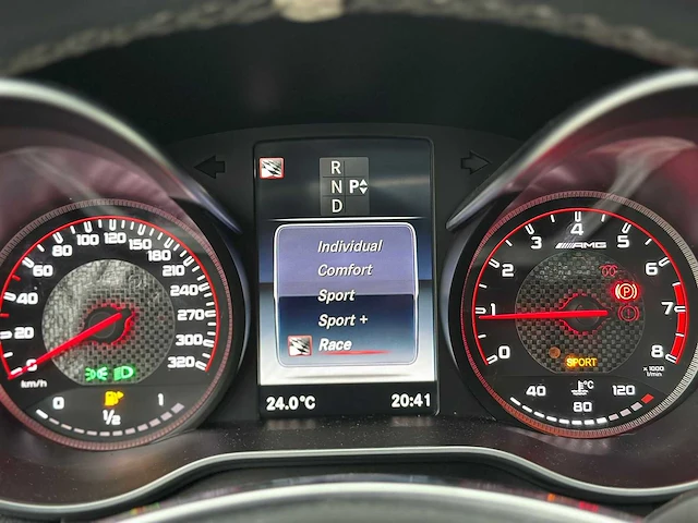 Mercedes-benz - c63s amg - 4.0l v8 bi-turbo - 2016 - afbeelding 26 van  33