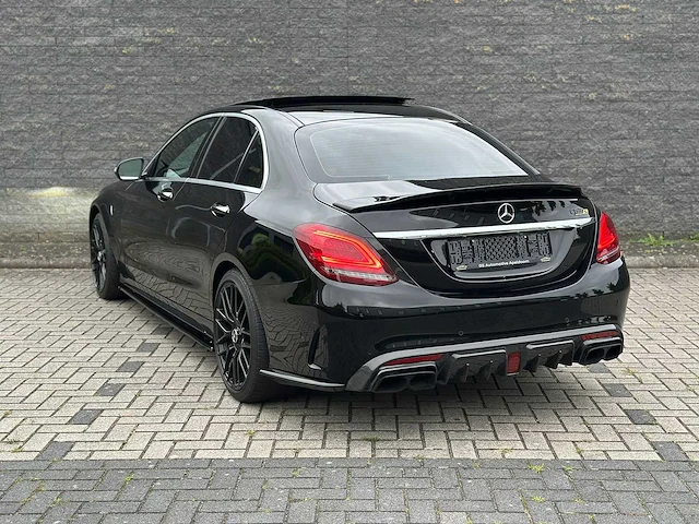 Mercedes-benz - c63s amg - 4.0l v8 bi-turbo - 2016 - afbeelding 29 van  33