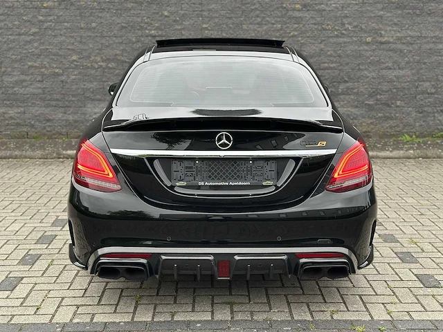 Mercedes-benz - c63s amg - 4.0l v8 bi-turbo - 2016 - afbeelding 31 van  33