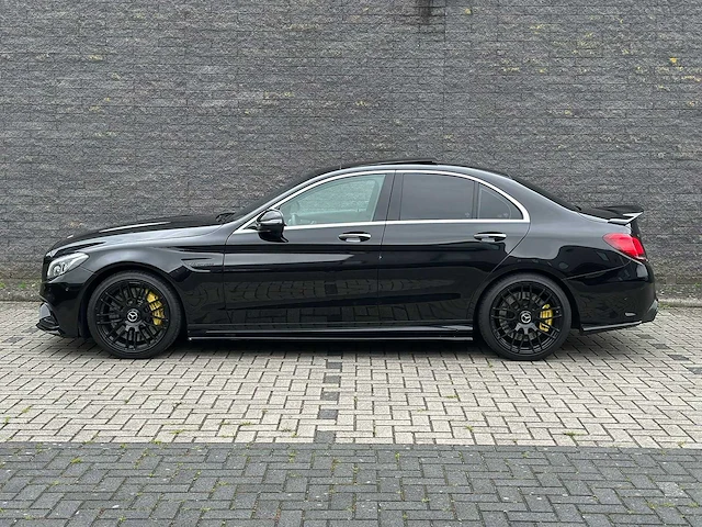 Mercedes-benz - c63s amg - 4.0l v8 bi-turbo - 2016 - afbeelding 28 van  33