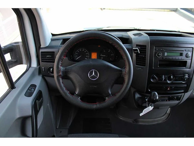Mercedes-benz - camper - p-742-jb - 2009 - afbeelding 20 van  22