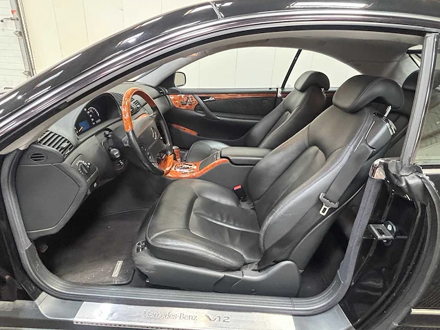 Mercedes-benz - cl-klasse - 600 v12 - car - 2000 - afbeelding 2 van  32