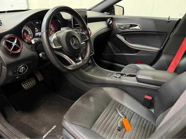 Mercedes-benz - cla-klasse - 250 - personenauto - 2016 - afbeelding 7 van  37