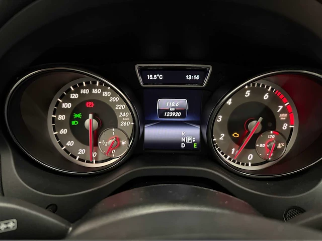 Mercedes-benz - cla-klasse - 250 - personenauto - 2016 - afbeelding 31 van  37