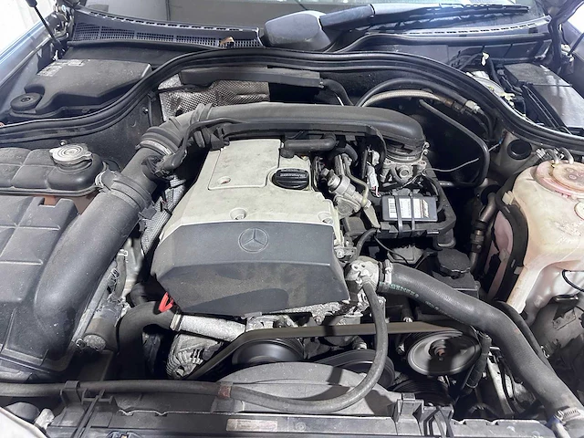 Mercedes-benz - clk-klasse cabrio - 200 sport - zl-zx-94 - afbeelding 10 van  19