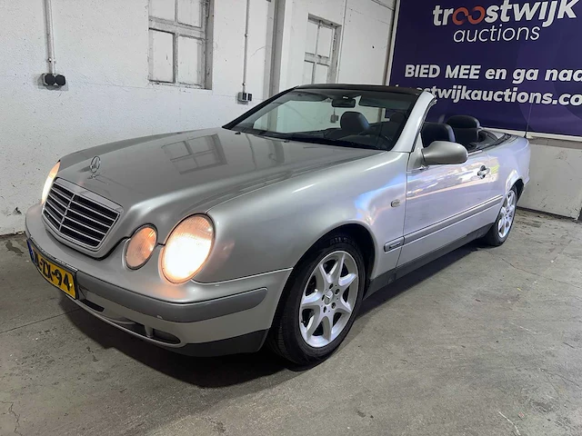 Mercedes-benz - clk-klasse cabrio - 200 sport - zl-zx-94 - afbeelding 1 van  19