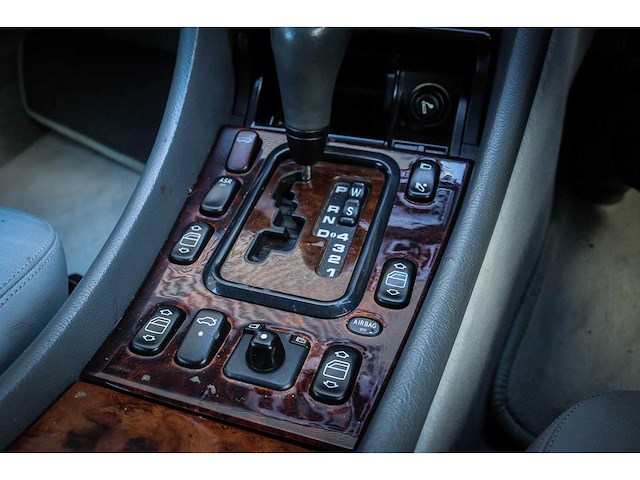 Mercedes-benz - clk-klasse cabrio - 320 elegance s-577-gt - afbeelding 7 van  16