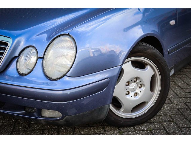 Mercedes-benz - clk-klasse cabrio - 320 elegance s-577-gt - afbeelding 12 van  16