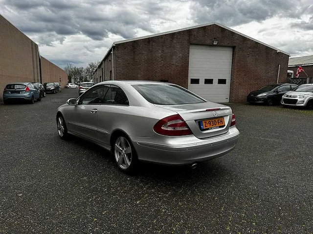 Mercedes-benz - clk-klasse coupé - 240 elegance - z-930-fh - 2004 - afbeelding 4 van  9