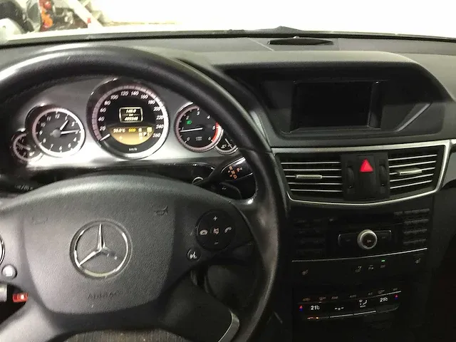 Mercedes-benz - e - 250 cdi estate bns avantgarde automaat- j-290-gt - afbeelding 2 van  29