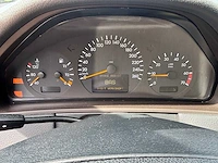 Mercedes-benz - e-klasse - 200 classic - car - 2000 - afbeelding 5 van  23