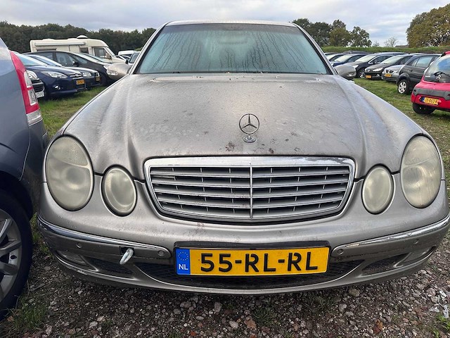 Mercedes-benz - e-klasse - 200 k. elegance - 55-rl-rl - afbeelding 17 van  19