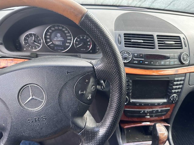 Mercedes-benz - e-klasse - 200 k. elegance - 55-rl-rl - afbeelding 19 van  19