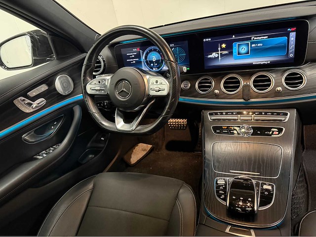 Mercedes-benz - e-klasse - 300 hybride diesel - business solution amg - personenauto - 2019 - afbeelding 7 van  33