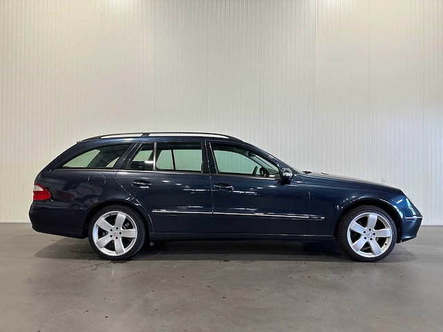Mercedes-benz - e-klasse combi - 320 avantgarde 4matic lpg g3 youngtimer p-700-lp - afbeelding 24 van  27