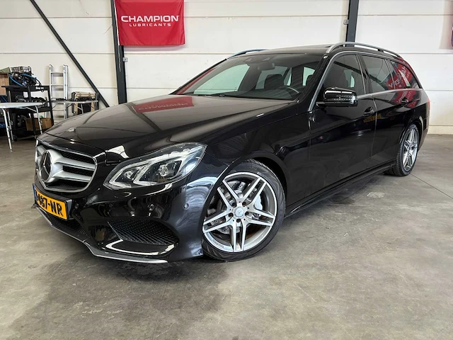 Mercedes-benz - e-klasse estate - 400 - personenauto - afbeelding 1 van  35