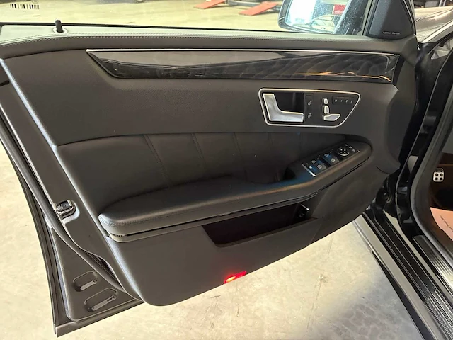 Mercedes-benz - e-klasse estate - 400 - personenauto - afbeelding 21 van  35