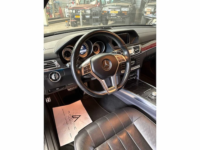 Mercedes-benz - e-klasse estate - 400 - personenauto - afbeelding 25 van  35
