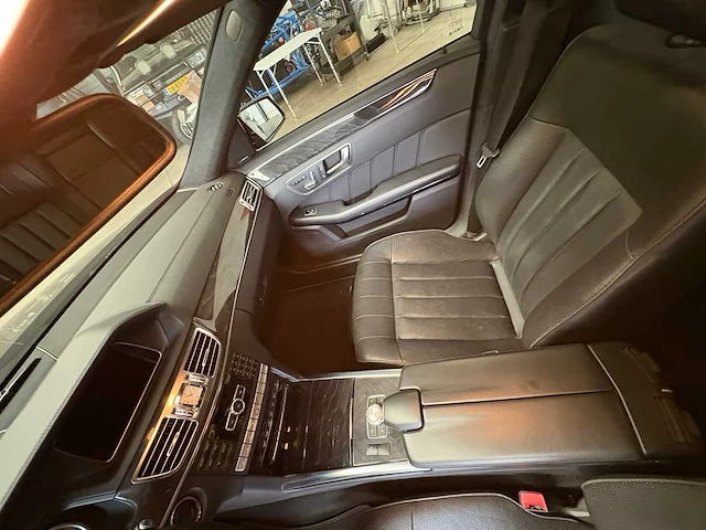 Mercedes-benz - e-klasse estate - 400 - personenauto - afbeelding 26 van  35