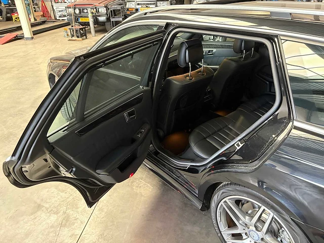 Mercedes-benz - e-klasse estate - 400 - personenauto - afbeelding 27 van  35