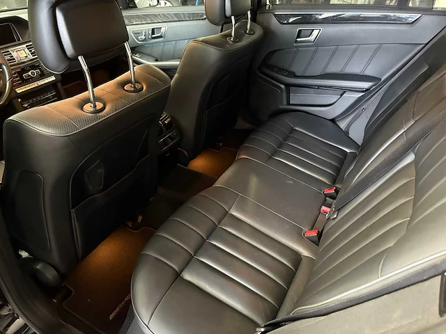 Mercedes-benz - e-klasse estate - 400 - personenauto - afbeelding 28 van  35