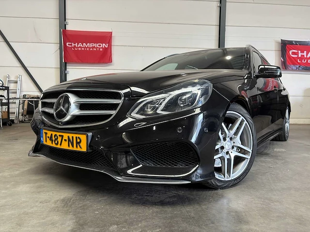 Mercedes-benz - e-klasse estate - 400 - personenauto - afbeelding 31 van  35