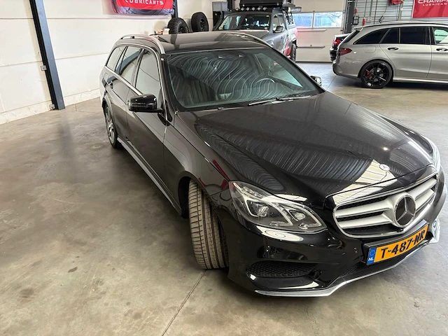 Mercedes-benz - e-klasse estate - 400 - personenauto - afbeelding 30 van  35