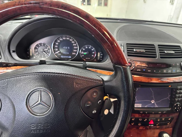 Mercedes-benz - e500 combi - designo 4-matic automaat- r-047-bb - afbeelding 2 van  27