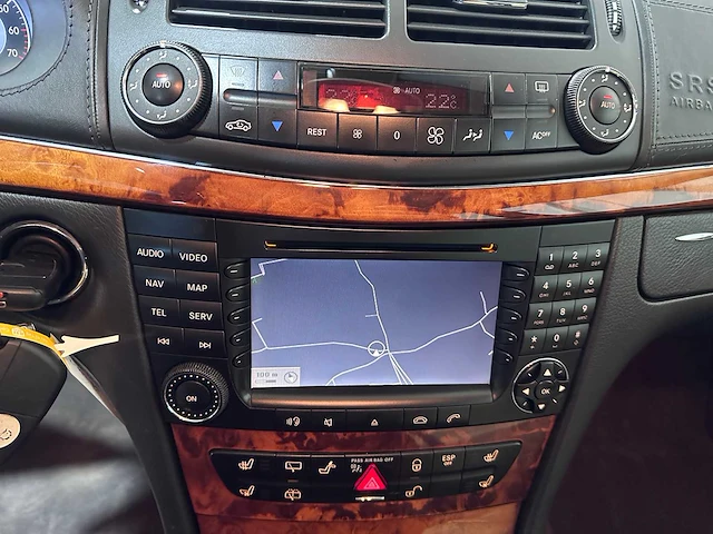 Mercedes-benz - e500 combi - designo 4-matic automaat- r-047-bb - afbeelding 6 van  27