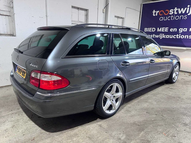 Mercedes-benz - e500 combi - designo 4-matic automaat- r-047-bb - afbeelding 23 van  27