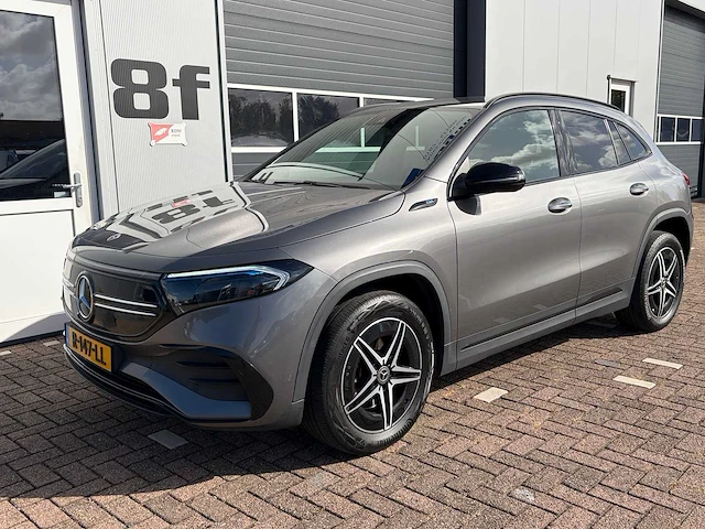 Mercedes-benz - eqa - 250 amg line - personenauto - afbeelding 1 van  20