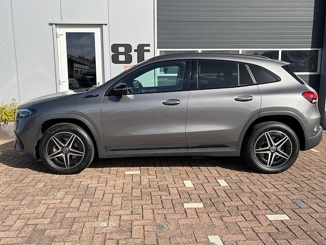 Mercedes-benz - eqa - 250 amg line - personenauto - afbeelding 4 van  20