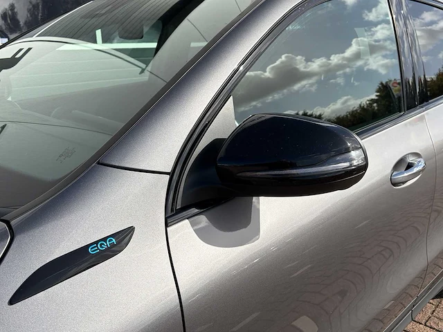 Mercedes-benz - eqa - 250 amg line - personenauto - afbeelding 6 van  20