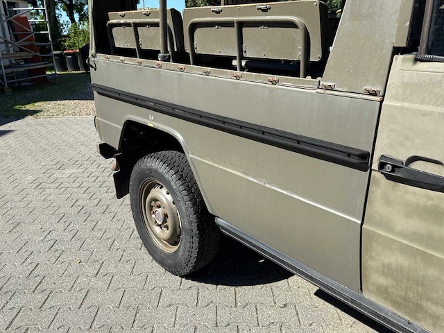Mercedes benz - g 250d cabrio - personenauto - afbeelding 3 van  36