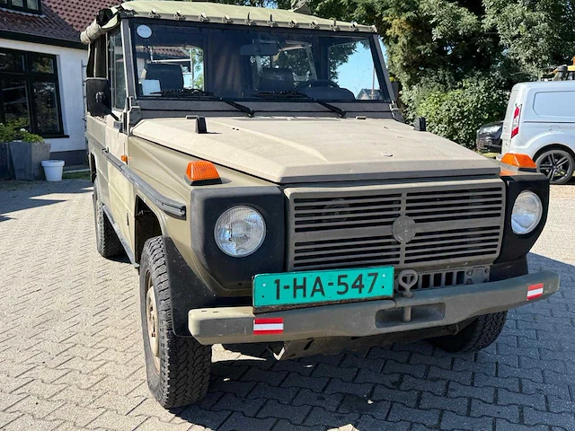 Mercedes benz - g 250d cabrio - personenauto - afbeelding 32 van  36