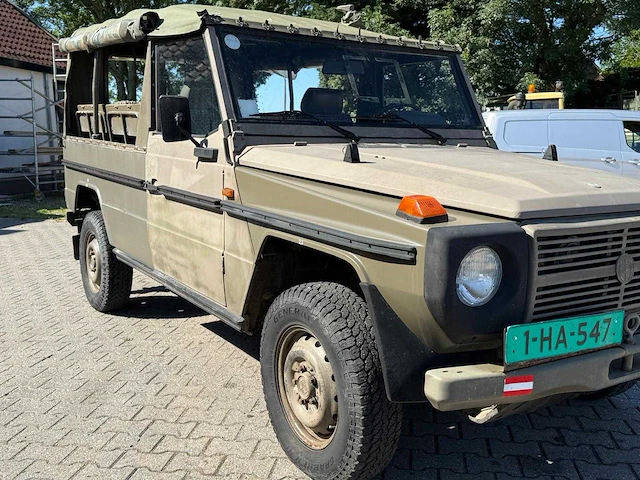 Mercedes benz - g 250d cabrio - personenauto - afbeelding 33 van  36