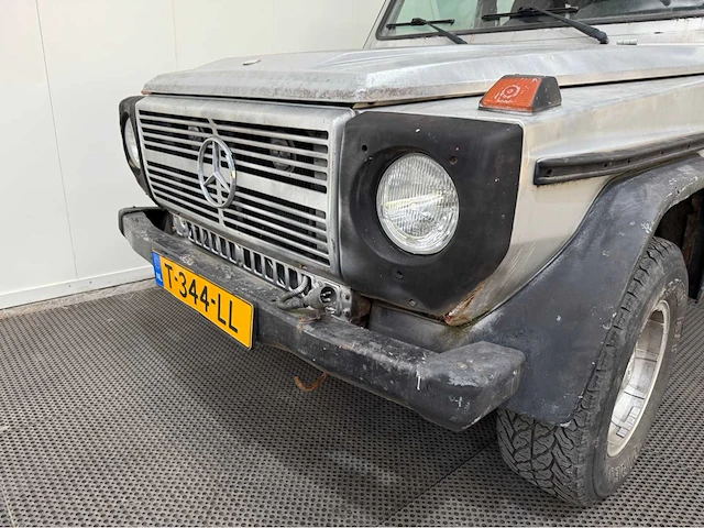 Mercedes-benz - g klasse - 280 ge - oldtimer - 1983 - afbeelding 3 van  31
