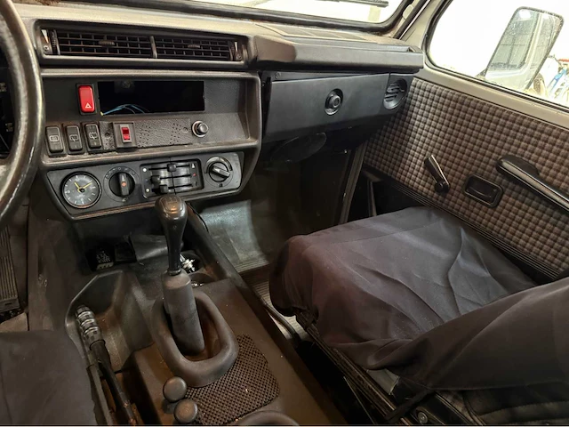 Mercedes-benz - g klasse - 280 ge - oldtimer - 1983 - afbeelding 8 van  31