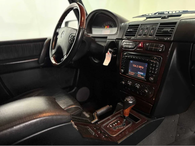 Mercedes-benz - g-klasse - 400 - v8 - bedrijfswagen - 2001 - afbeelding 3 van  35