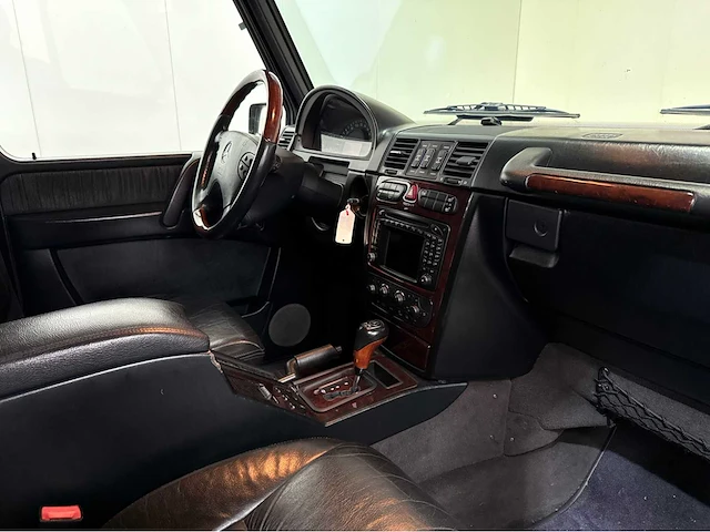 Mercedes-benz - g-klasse - 400 - v8 - bedrijfswagen - 2001 - afbeelding 10 van  35