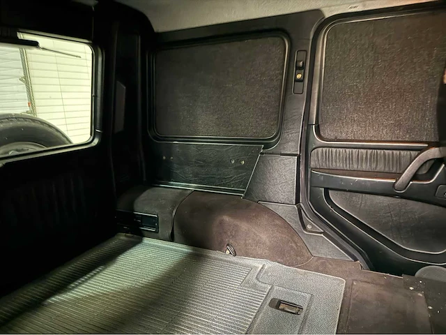 Mercedes-benz - g-klasse - 400 - v8 - bedrijfswagen - 2001 - afbeelding 26 van  35