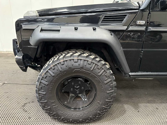 Mercedes-benz - g-klasse - 400 - v8 - bedrijfswagen - 2001 - afbeelding 28 van  35