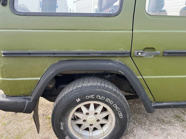 Mercedes benz - g-klasse 300gd - oldtimer - afbeelding 10 van  18