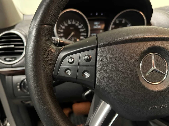 Mercedes-benz - gl-klasse - 450 - youngtimer > 15 - afbeelding 6 van  26