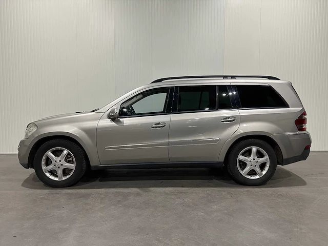 Mercedes-benz - gl-klasse - 450 - youngtimer > 15 - afbeelding 12 van  26
