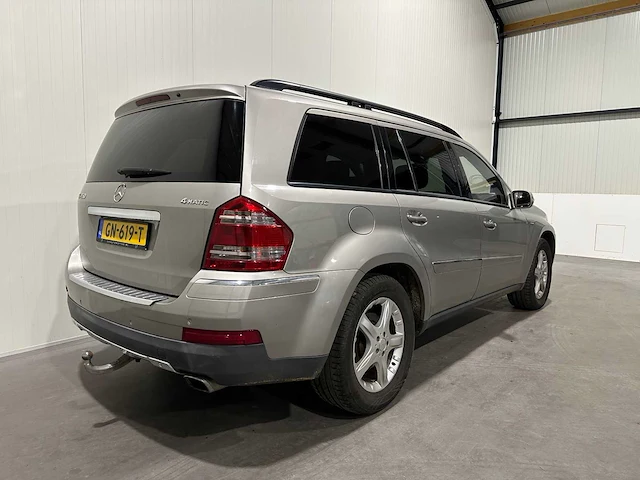 Mercedes-benz - gl-klasse - 450 - youngtimer > 15 - afbeelding 22 van  26